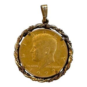 1972 Kennedy Half Dollar Pendant In Gold-Tone Rope Style Frame Vintage President
